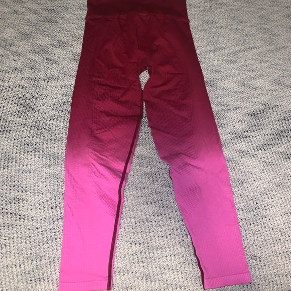 7 PAIR BUNDLE PINK VICTORIA’S SECRET SEAMLESS LEGGINGS IN VARIOUS COLORS -MEDIUM - Picture 13 of 15